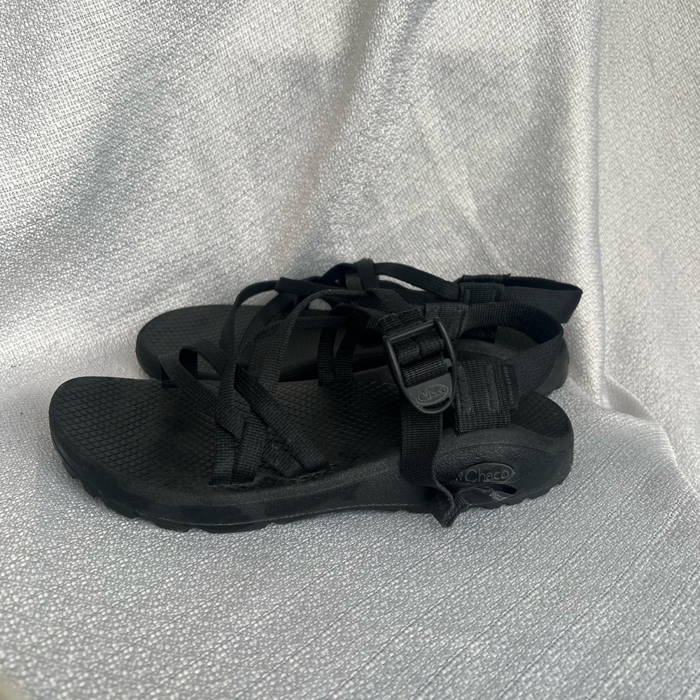 Chaco Women's Black Adjustable Strappy Sandals - Picture 6 of 12